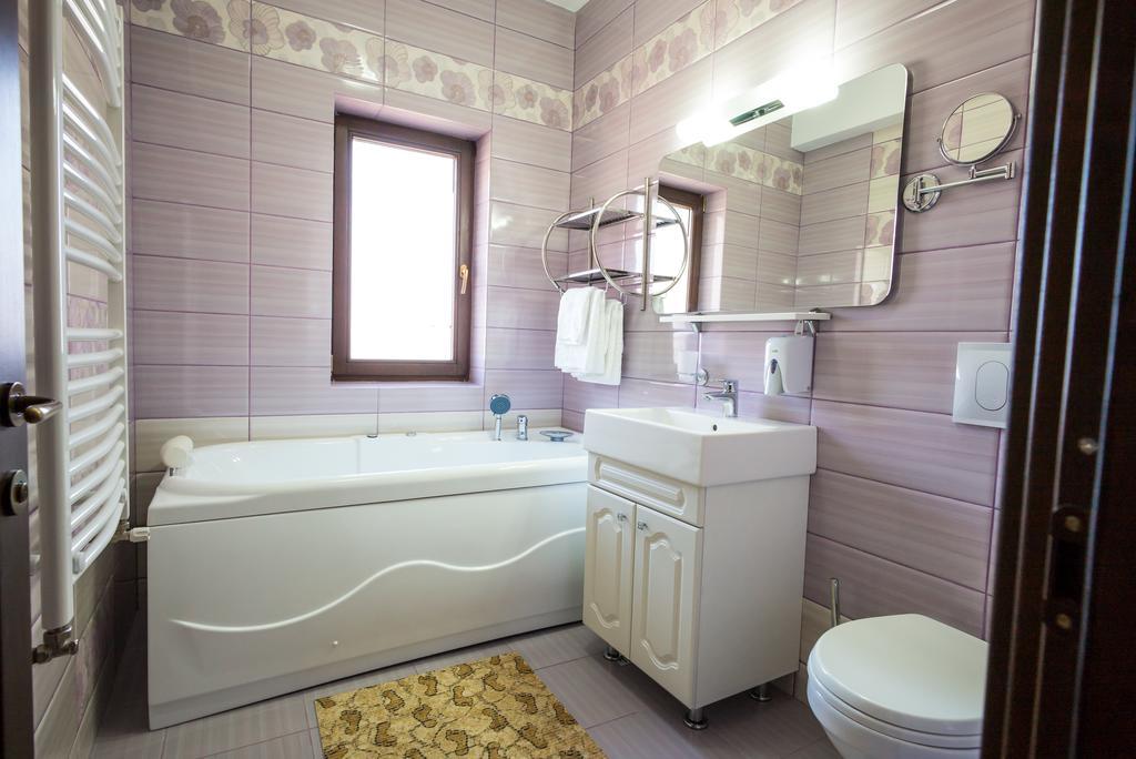 Pensiunea Royal Spa Piatra Neamţ Quarto foto